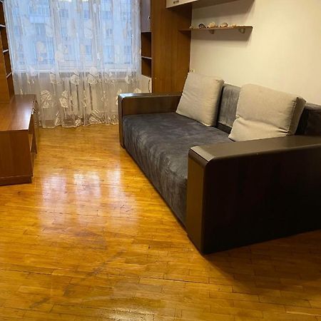 Apartment Next To Metro Station Pechersk Kijev Kültér fotó